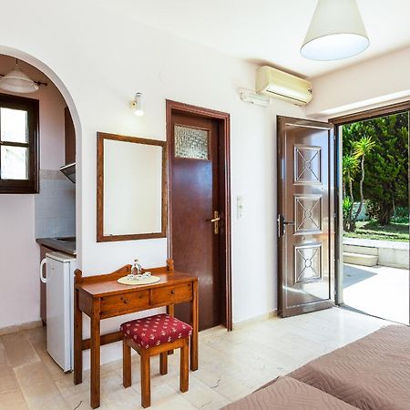 Santa Maria Studios & Apartments Plakias Esterno foto