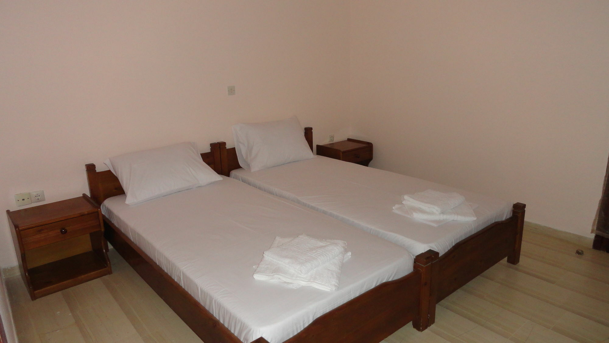 Santa Maria Studios & Apartments Plakias Esterno foto